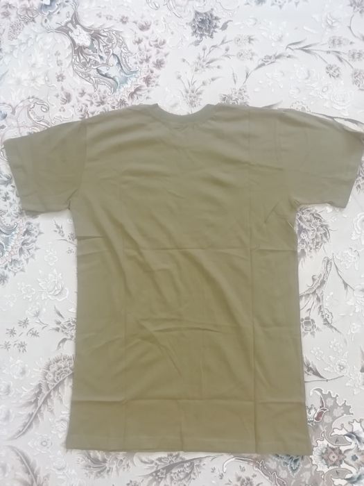 Футболка цвета хаки