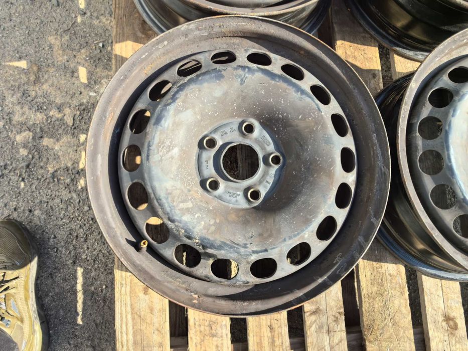 16 цола 5 х 112 мм ФОлксваген Групата - 6,5 Инча / ЕТ 41 - НА Бройка !