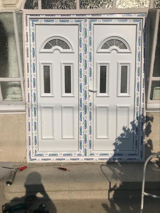 Termopane (uși și ferestre) fatade aluminiu perete cortina