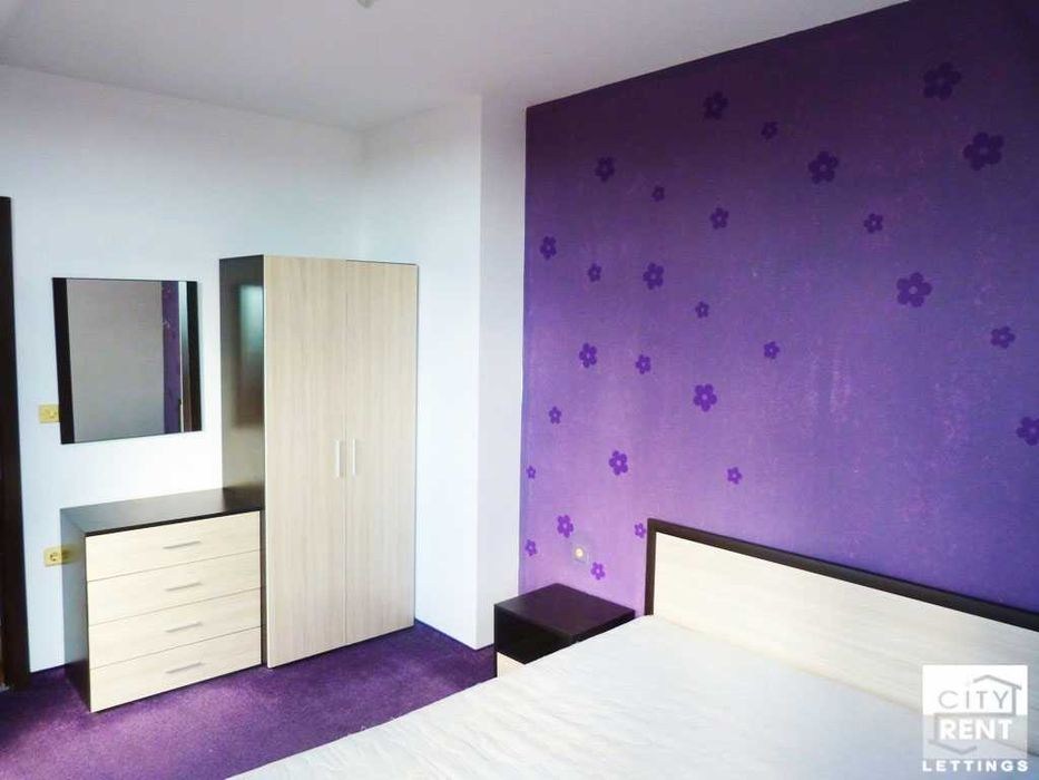 103041 Oбзаведен апартамент с една спалня в центъра на В. Търново