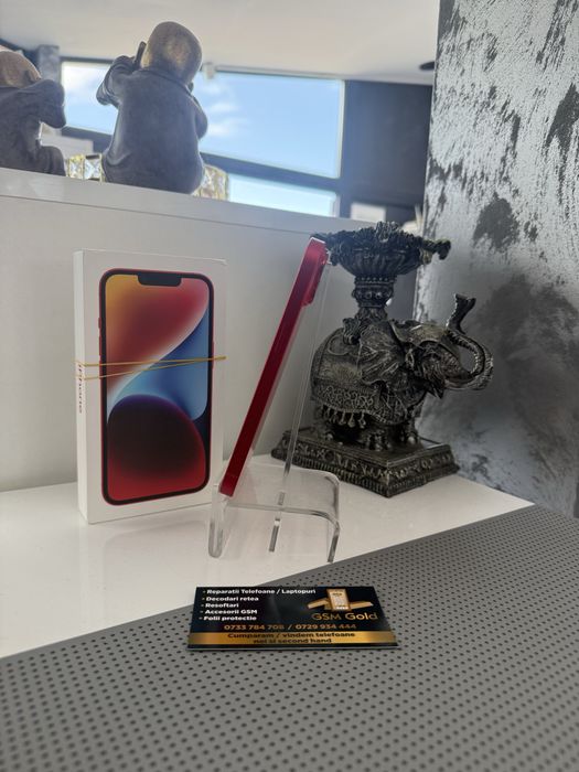 Vand iphone 14 red de 128 gb ca nou
