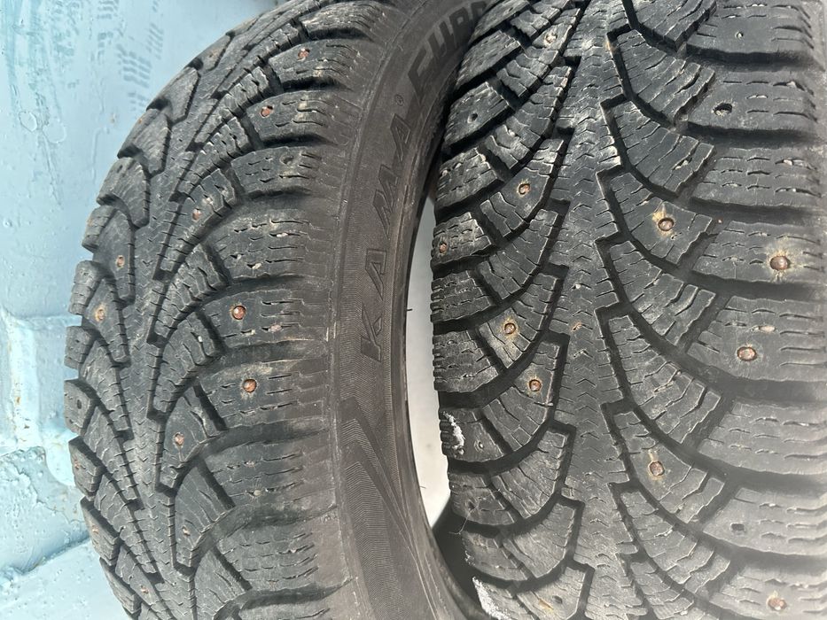 Продам Зимние шины на авто