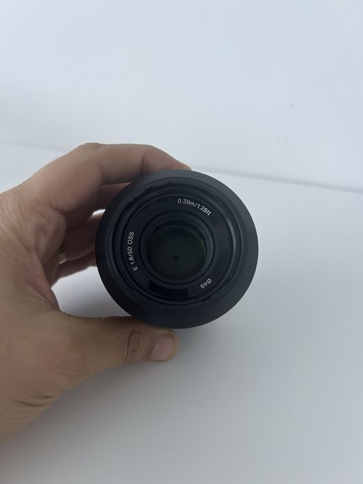 Sony A6400 + Sony 50 mm f1.8 oss