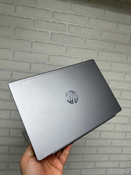 ультрабук HP на 512 SSD