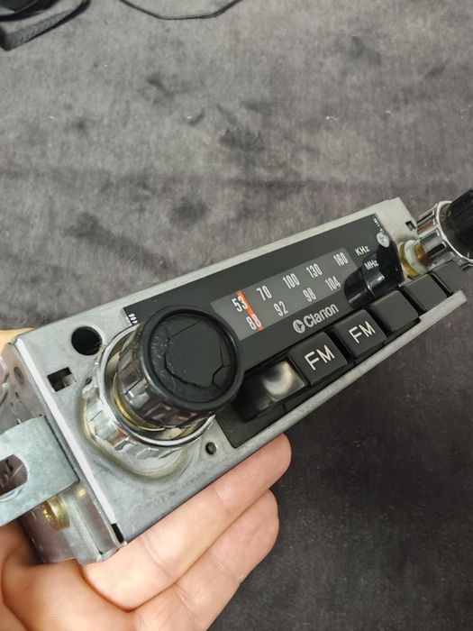 Radio auto Clarion