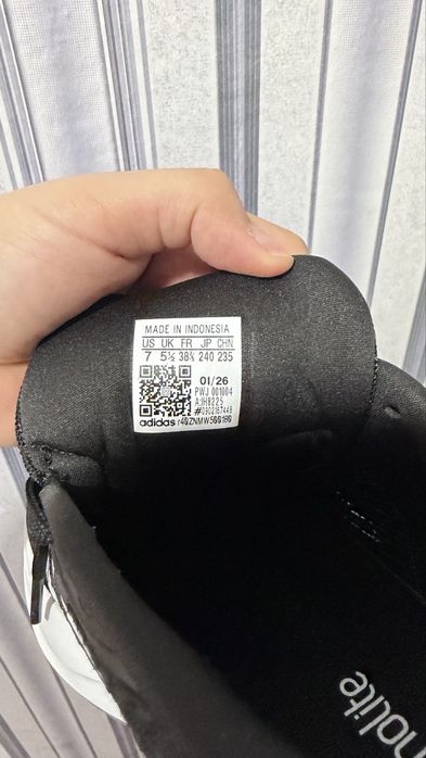 Продам адидас дурамо женские
