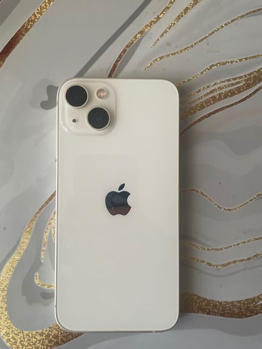 IPhone 13 белый….