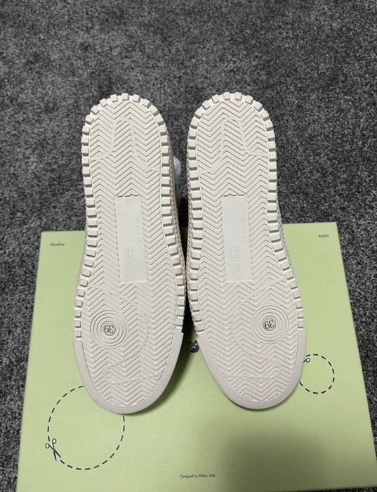 Off White Court 3.0