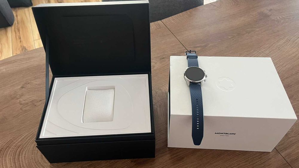 Montblanc Summit 3 Smartwatch – Пълен комплект, отлично състояние