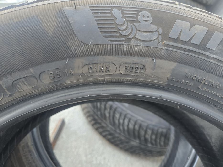 4 Броя 225/60/18 Michelin 2x8mm 2x7mm 1x22 1x20 2x19dot