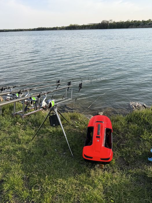 Vand novomodel navx aproape nou 2 acumulatori 18000 !!!