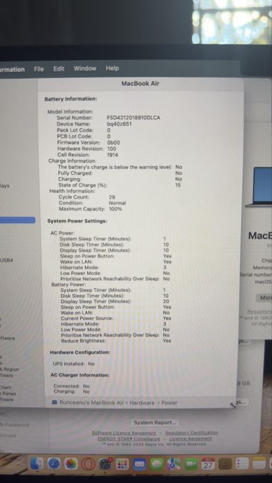 Macbook air M2 2022 8g ram 512 gb 29 cicluri incarcare