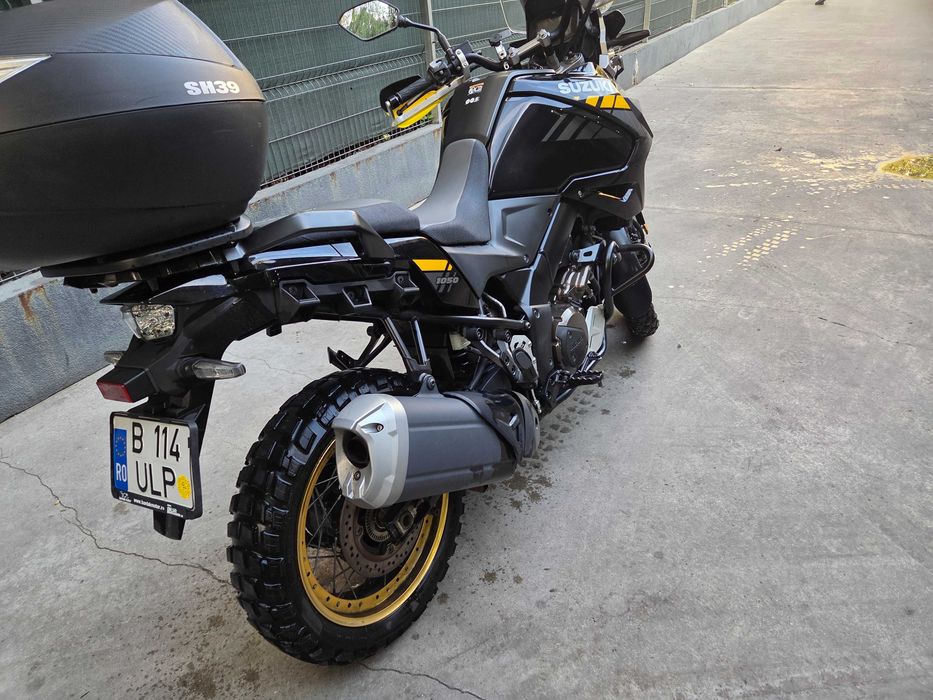 De vanzare Suzuki V Strom 1050 XT - Unic proprietar