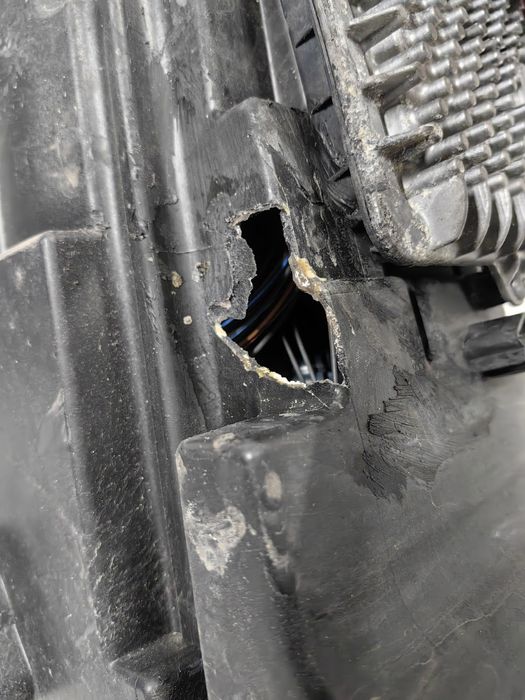 Ляв фар Adaptive LED BMW 6 F13 2015- Със забележки!