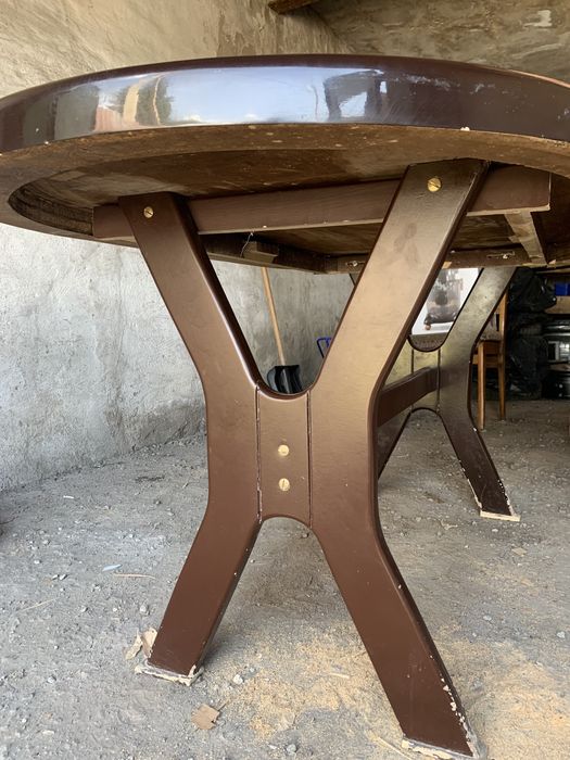 Стол кухонный деревянный