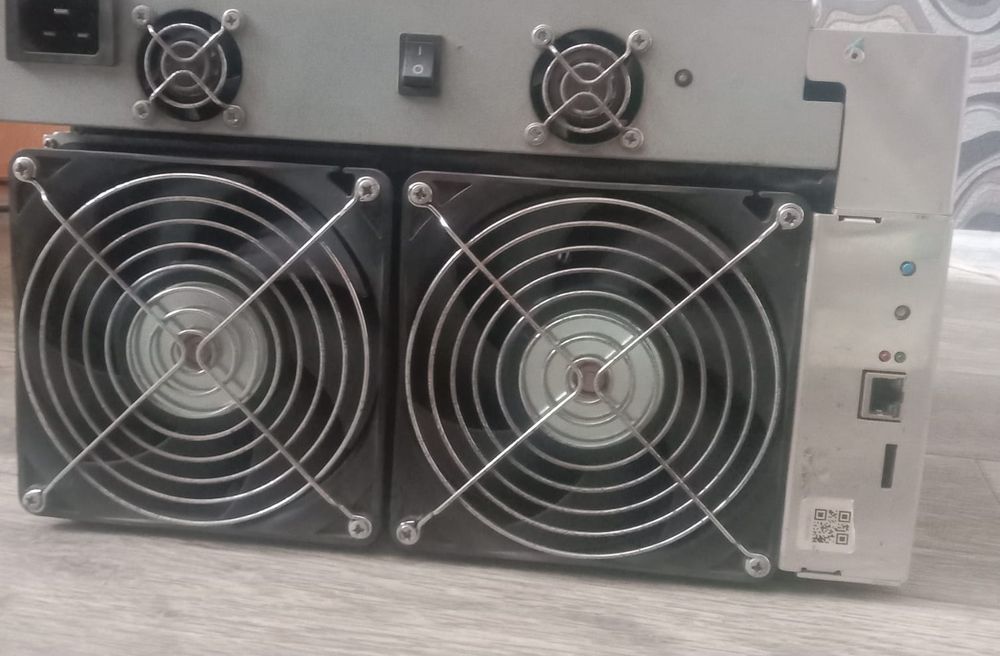 Антимайнер ASIC S17