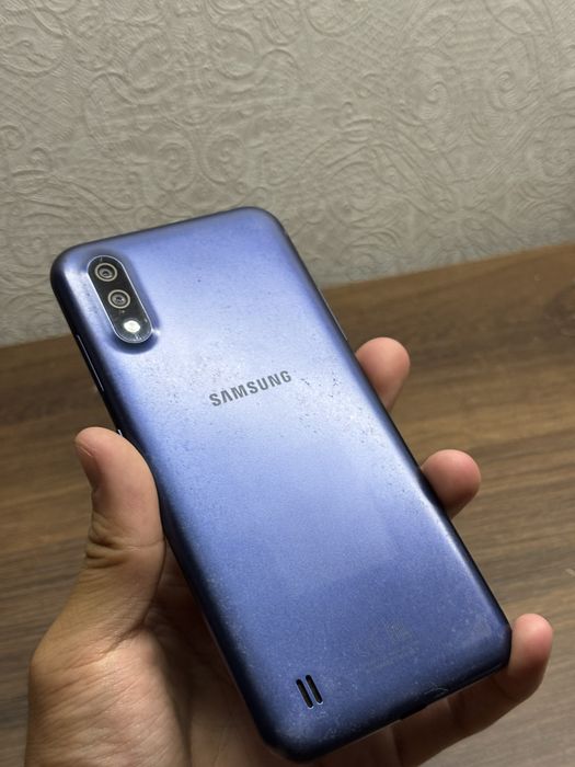 Samsung A01 Синий