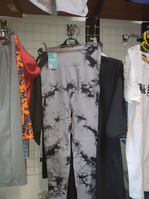 Клин с набрано на дупето