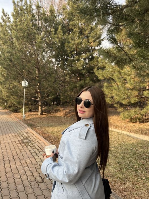 Стильное демисезонное пальто