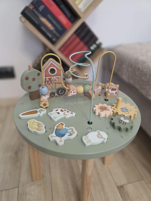 Masuta din lemn cu activitati, Little Dutch, stare foarte buna