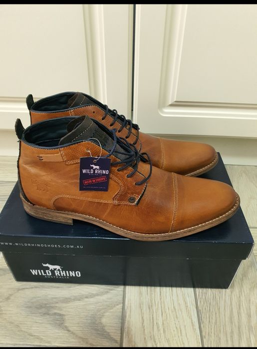 Ghete editie limitata, piele naturala portugheza, lucrate manual;