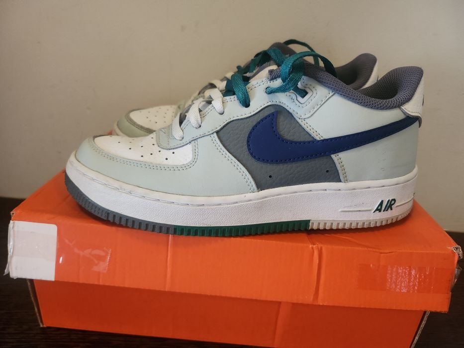 Продавам маратонки Nike