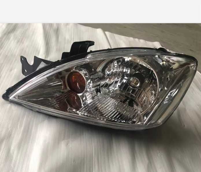 Фара передняя Mitsubishi Lancer 04-07 Митсубиси Лансер 04-07
