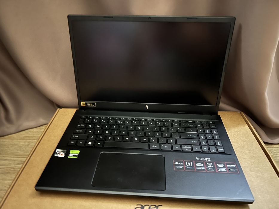 Laptop gaming Acer Nitro V 15 – Ryzen 5 / RTX 3050 6GB / 16GB RAM / 165Hz