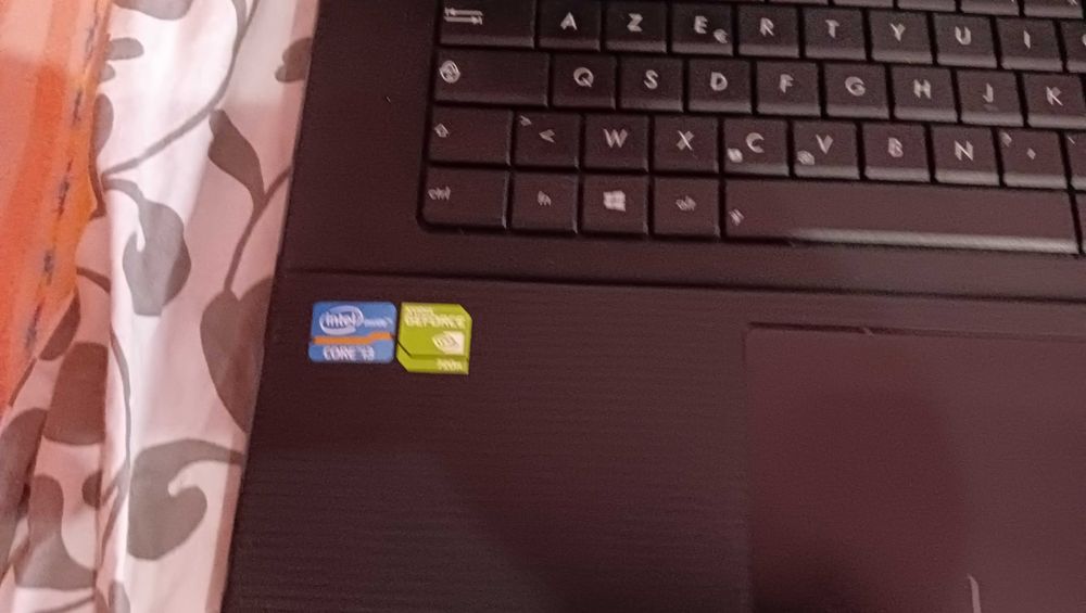 laptopuri  incomplecte si unitate pc i7