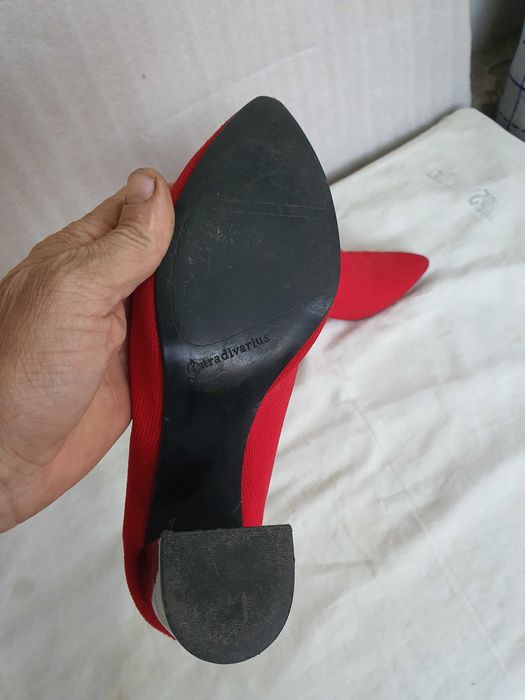 Продаются Туфли Женские