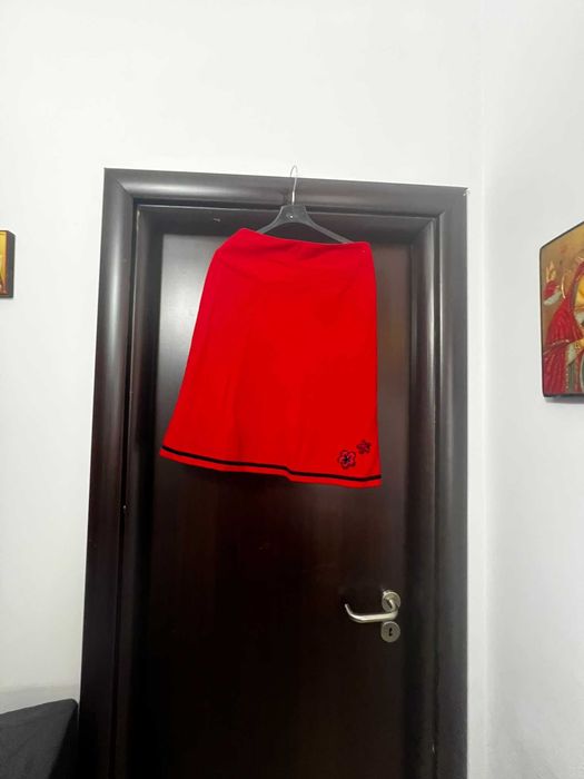 Fusta casmir cu broderie