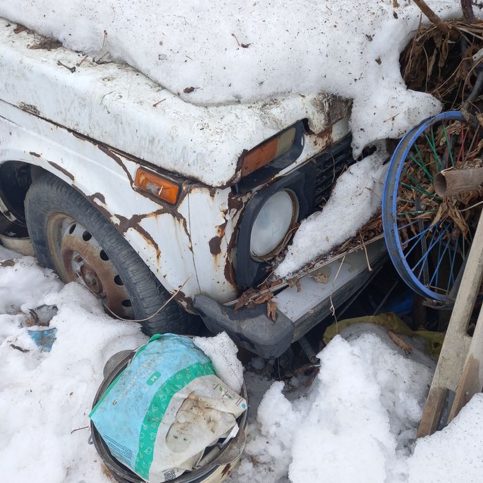 Продам Ниву на разбор