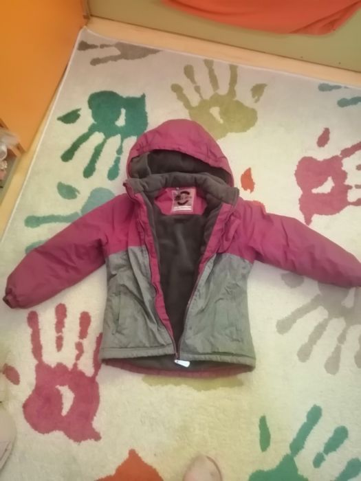 Якета за момиче.