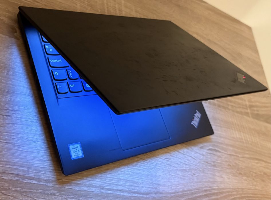 Lenovo Thinkpad X390 i5 13,3” FHD Touchscren ! SiM LTE ! X395 X13 L13