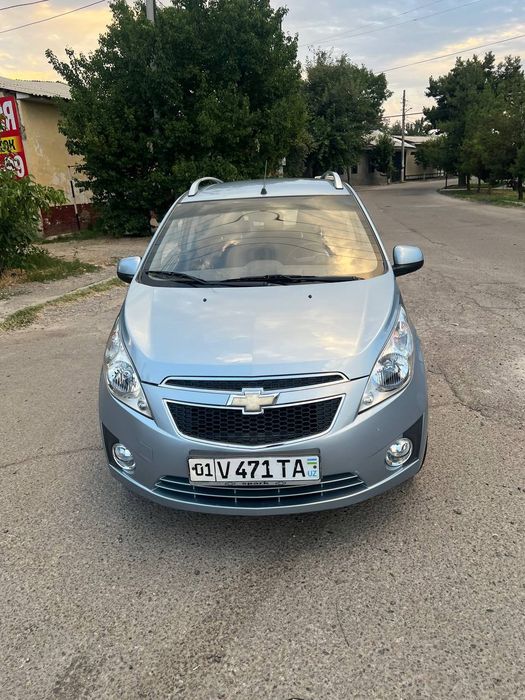 Spark sotiladi srochniy
