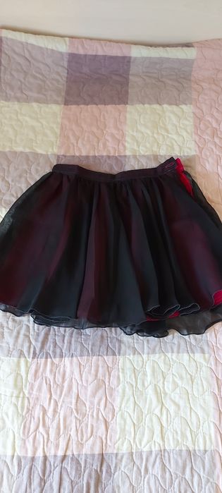 Продается школьный сарафан.