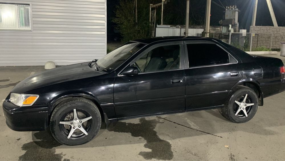 Продам камри v25