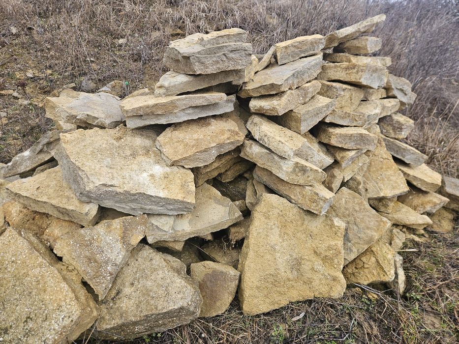 Piatra beci,fântâni,etc