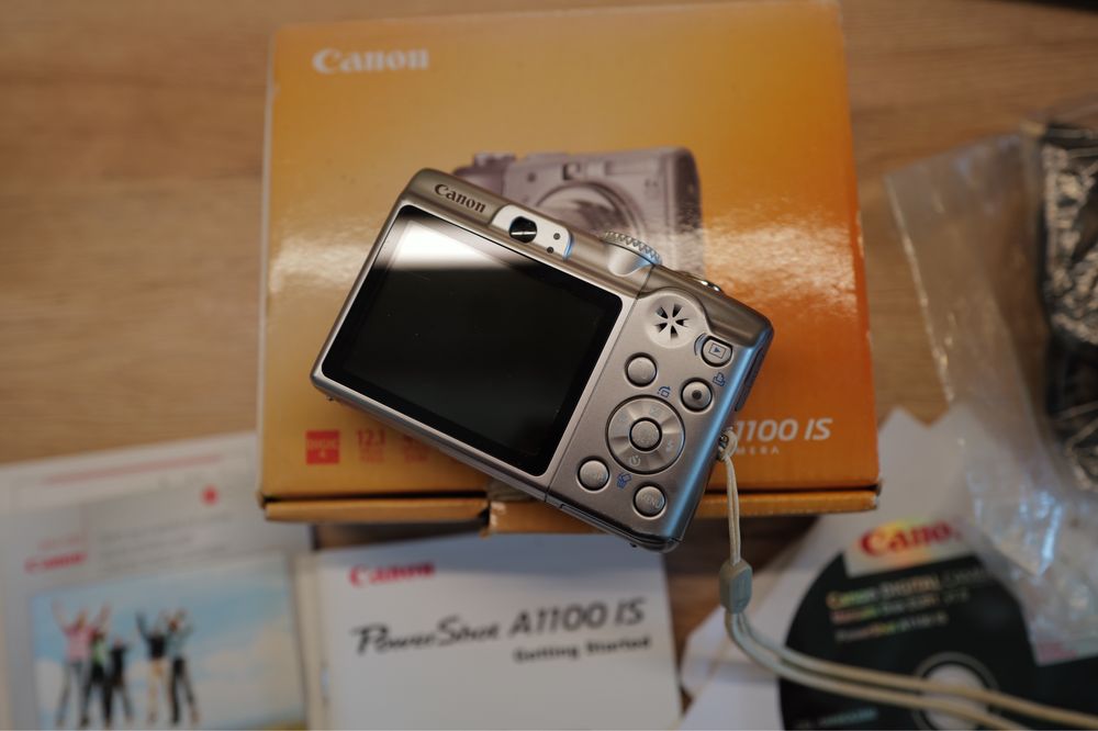 Aparat foto Canon Powershot A1100 IS 12 Mp la Cutie Data Ora Itp AA