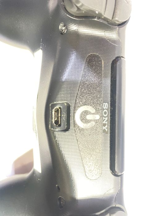 Ps 4 pro контролери 2бр. комплект бял черен