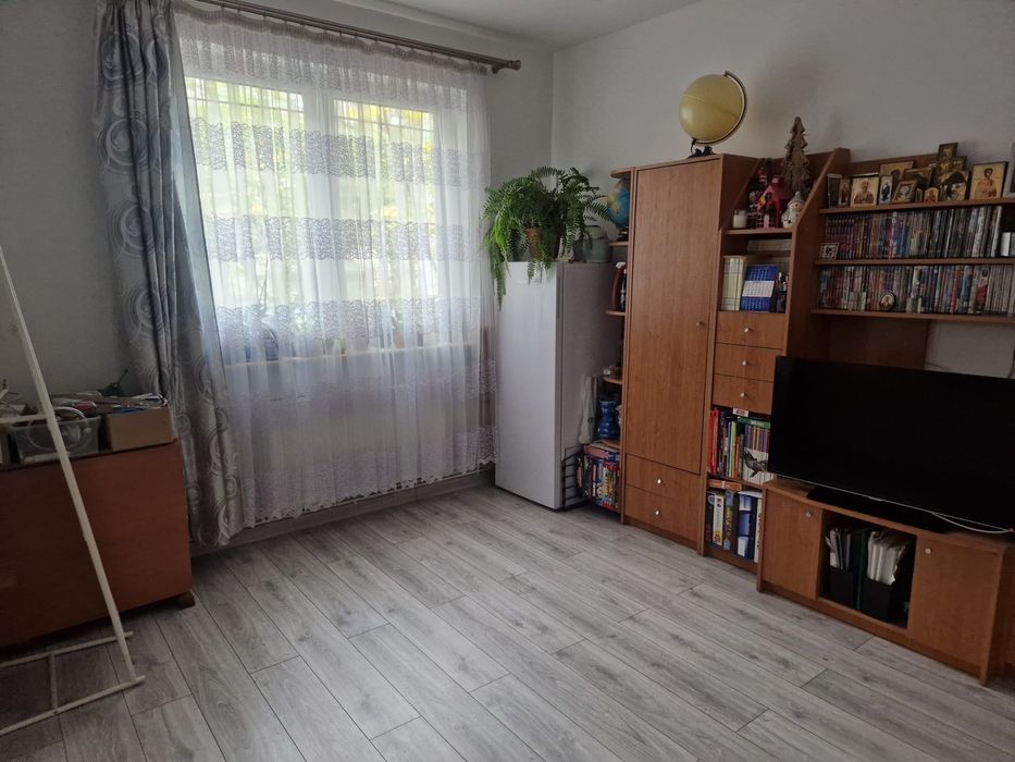 Apartament 3 camere,  2 bai, 62 mp renovat, Bucurestii Noi Jiului
