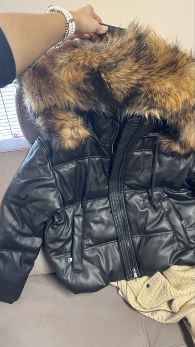 Дамско яке с яка от лисица