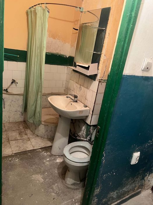 Garsonieră de vânzare