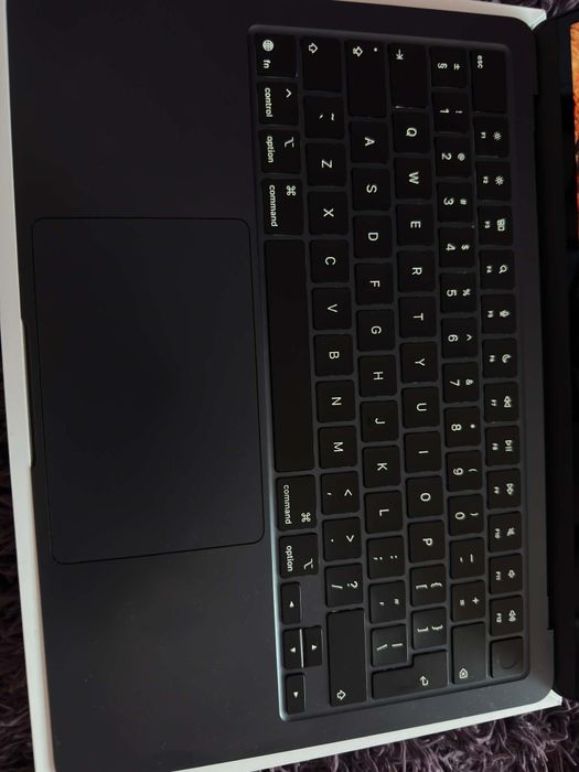 Apple MacBook Air 13" M4 / 16GB RAM / 256GB SSD / Гаранция