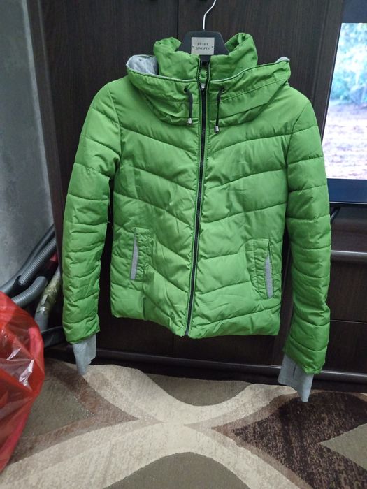 Куртки разные. В хорошем состоянии.