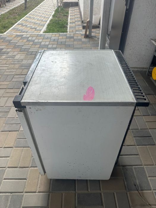 Холодильник в хорошем состоянии