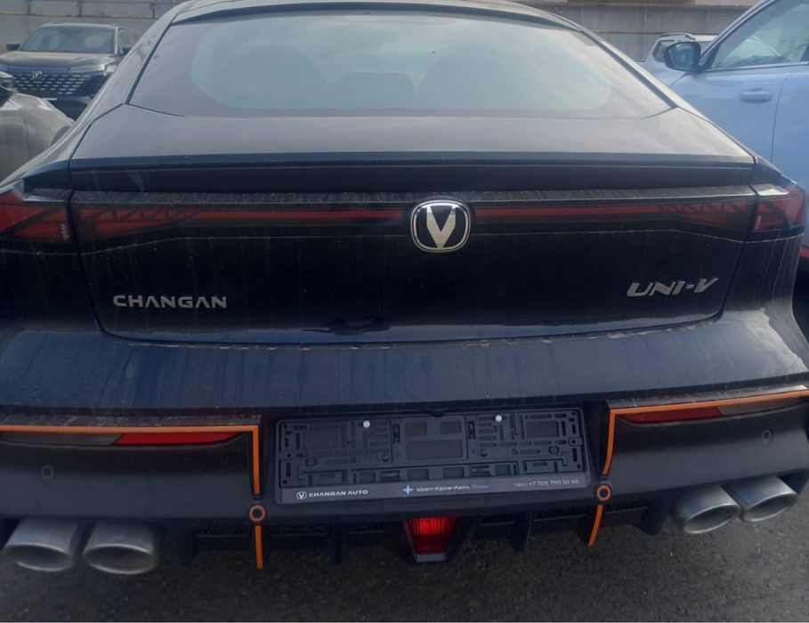 Фонарь крышки багажника CHANGAN