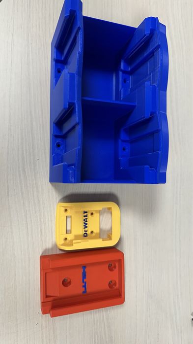 Suport acumulatori Bosch,Makita,Hilti,Milwaukee,Dewalt de 18V sau 12V