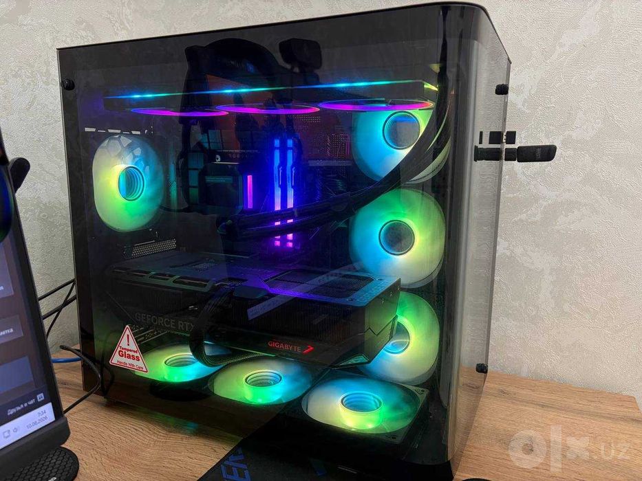 Игравой пк в Jonsbo TK3 Intel Core I9 / RTX 5070TI / 32GB