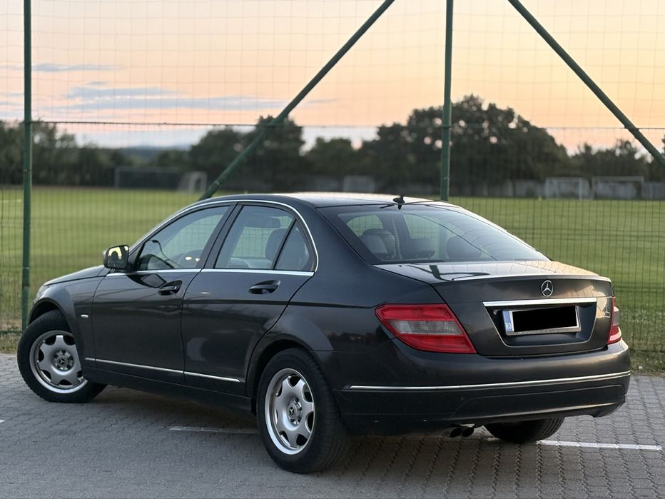 Mercedes-benz  C180I 2008